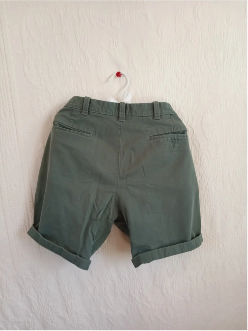 J.crew Flat Front Chino Shorts laurel Green 34 waist 9in Inseam gender neutral